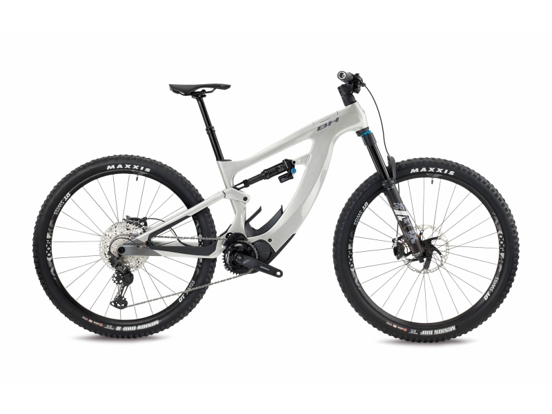 XTEP LYNX CARBON PRO 8.8