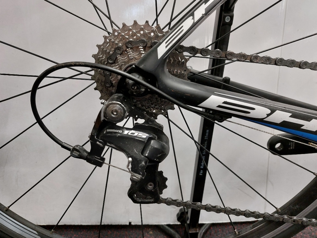 Vélo route course BH Prisma