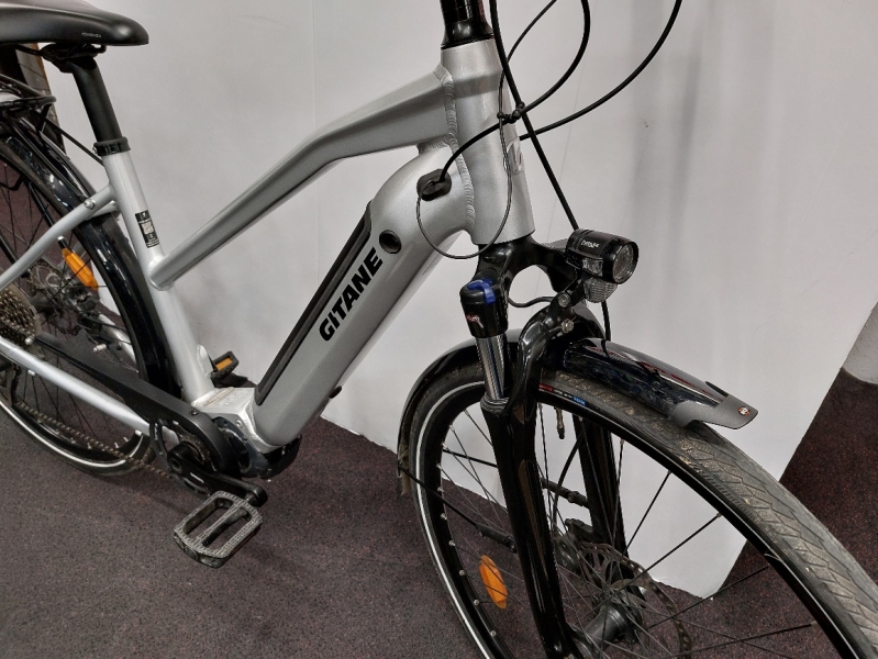 VTC Électrique Gitane gris
