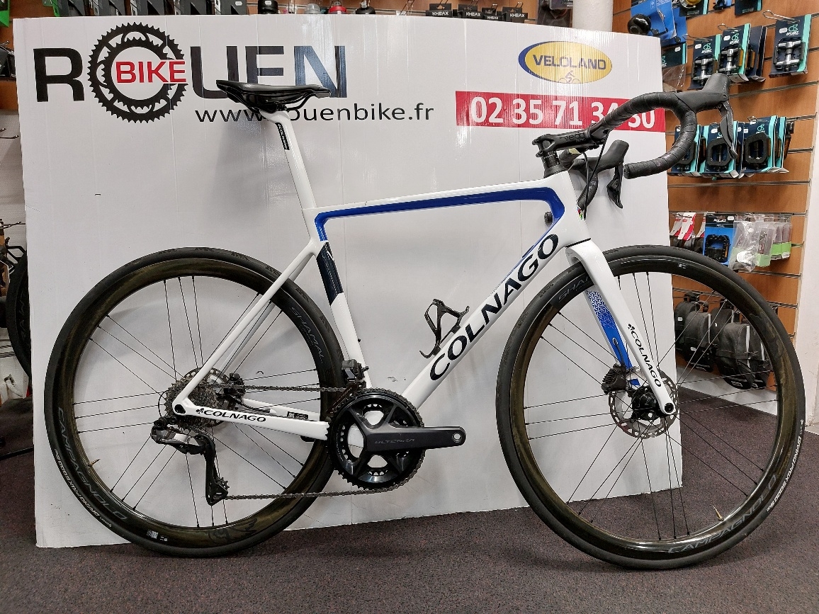 Vélo course route Colnago V3