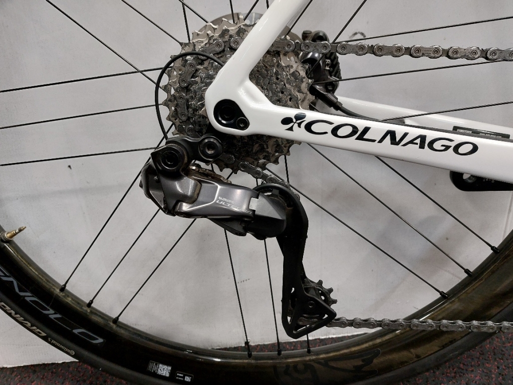 Vélo course route Colnago V3