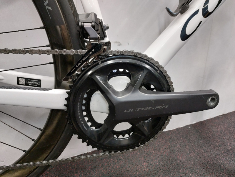 Vélo course route Colnago V3